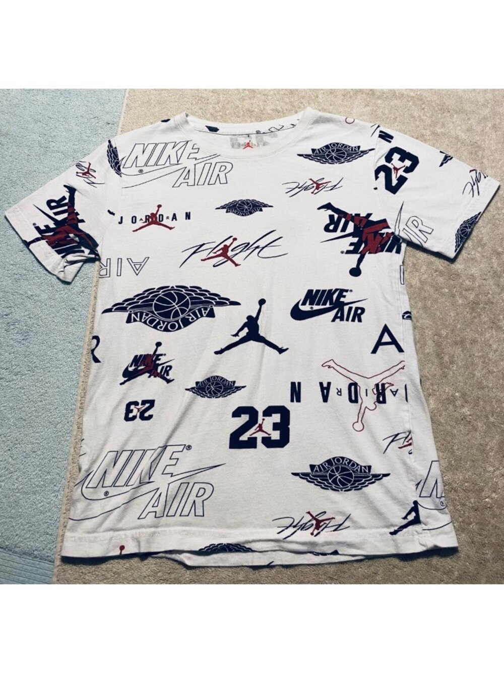 Air Jordan Kids T-Shirt With Nike Air & Flight Logos White Size L 100% Cotton